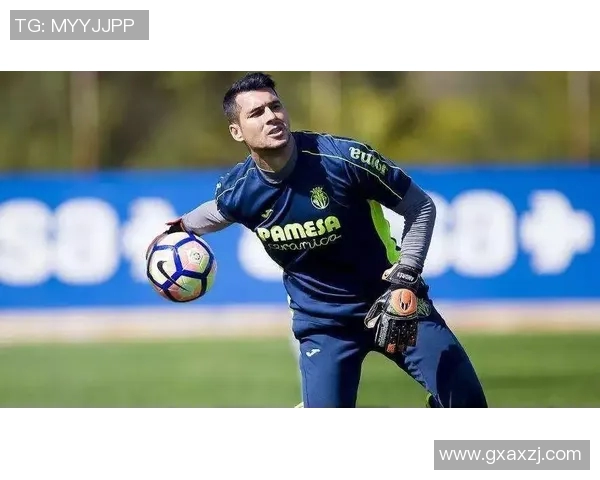 巴萨宣布续约网红门将法蒂克成新一代守门员