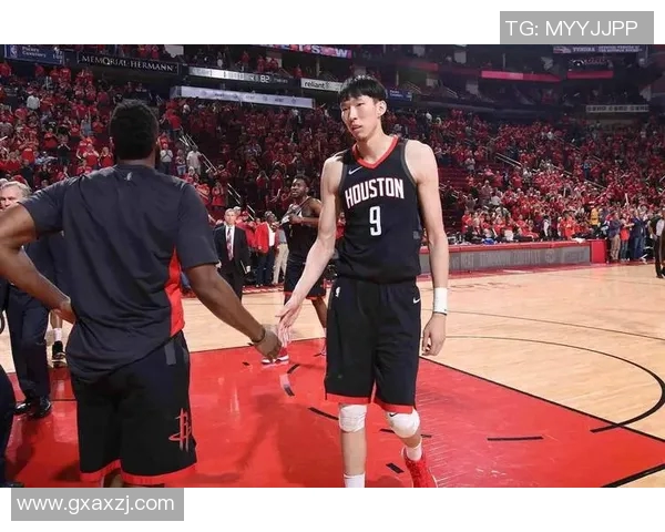 周琦在NBA脱颖而出，被球迷寄予厚望